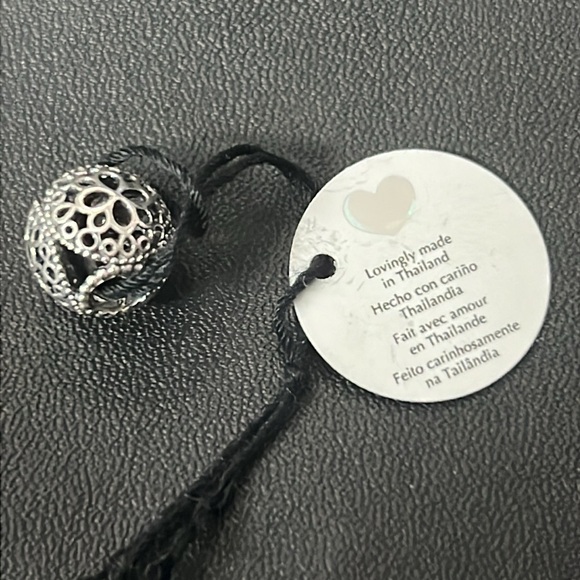 Authentic Pandora Openwork Flower Charm - Picture 2 of 7